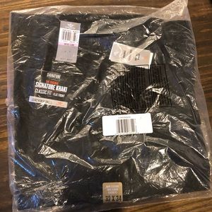 BRAND NEW Dockers Signature Khaki Classic Fit